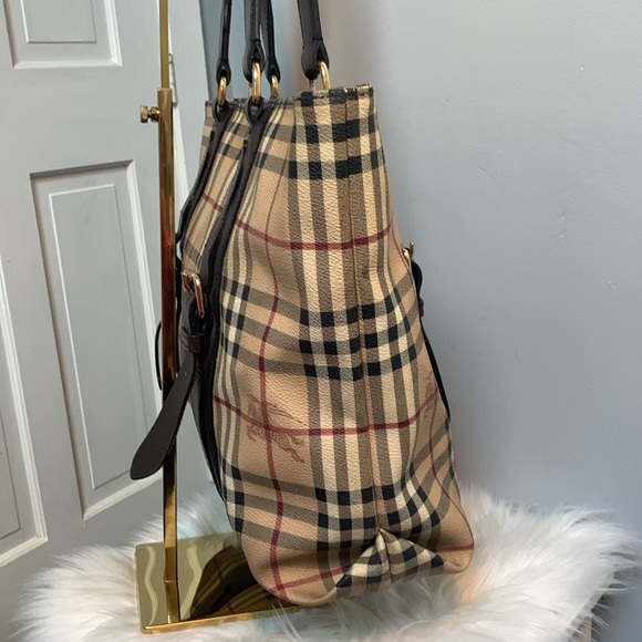 ❌SOLD❌Authentic Burberry large canvas and leather tote w free insert shaper - Picture 7 of 17